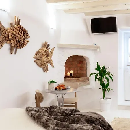 Pi Domus, π Domus Apartman