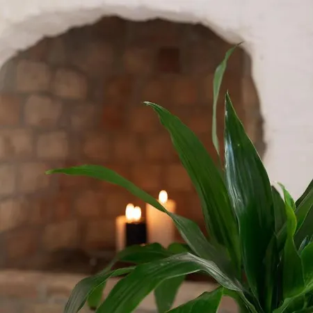 Pi Domus, π Domus *